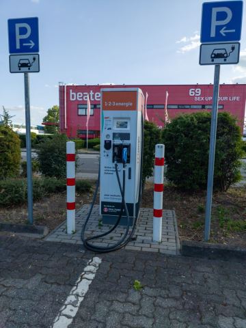 Foto der Ladeeinrichtung Pfalzwerke AG, Kurt-Hebach-Straße 0, 55252 Wiesbaden